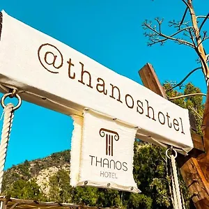 Thanos Μούγκλα